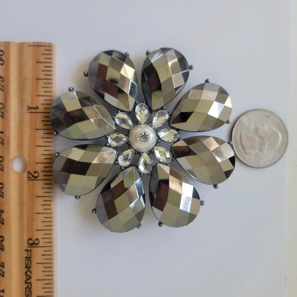 Brooch Pin - Picture 4 of 4